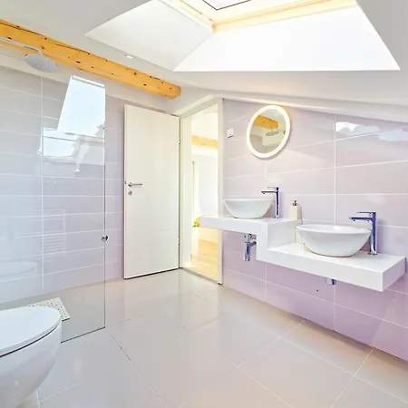 Semesterbostad Demetra *